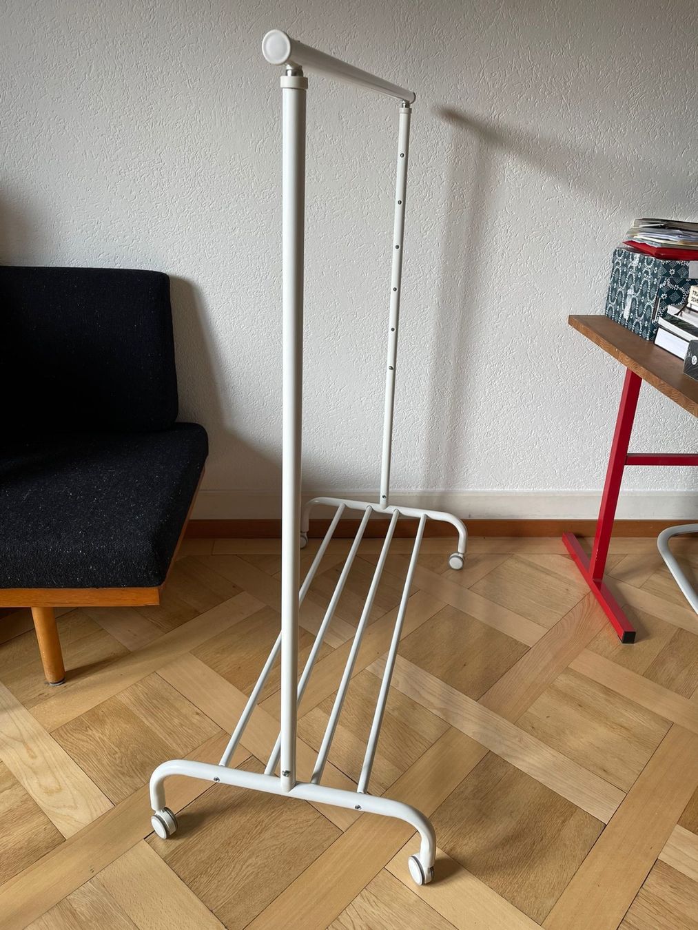 Ikea Guardaroba: Ikea Rigga Garderobenständer/ Kleiderständer weiss – Usato da Zürich venduto da ann_9fv5 1