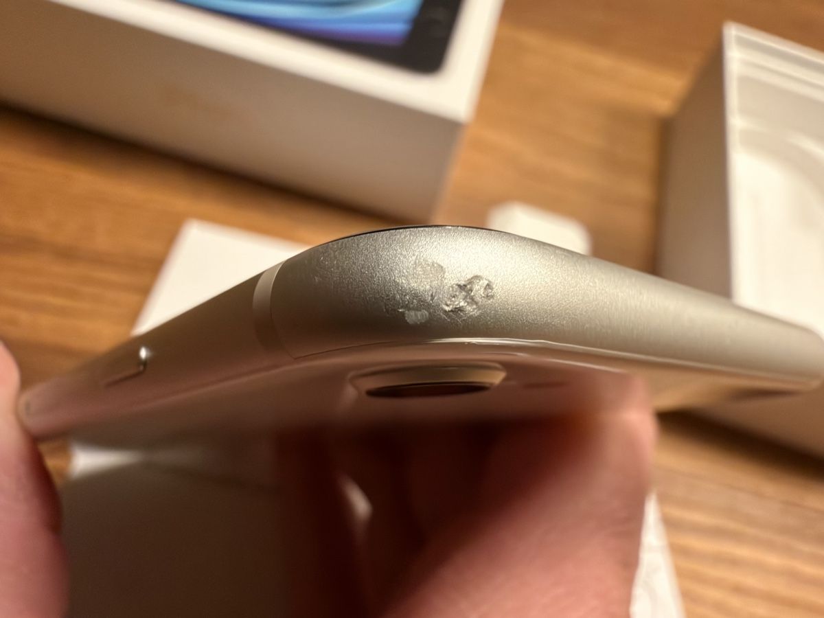 Apple Telefoni cellulari / Smartphones: iPhone SE 2. Gen. mit 64 GB Speicher – Usato da Inwil venduto da blue_ninja 3