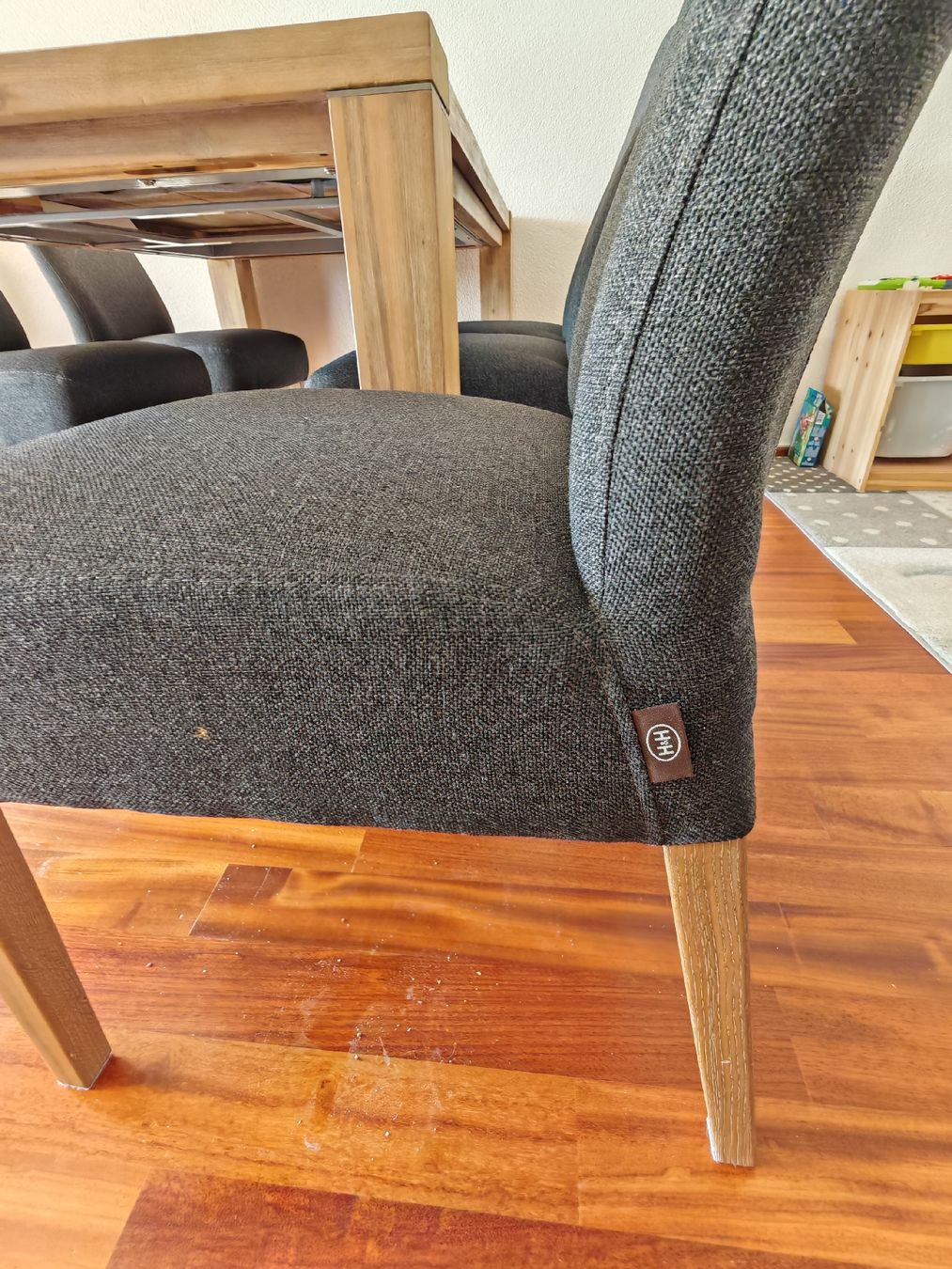 Set di tavolo e panche: Henders & Hazel BUCKLEY Old Java Grey Wohn- & Esszimmer – Usato da Niedergösgen venduto da luk_qs66 3