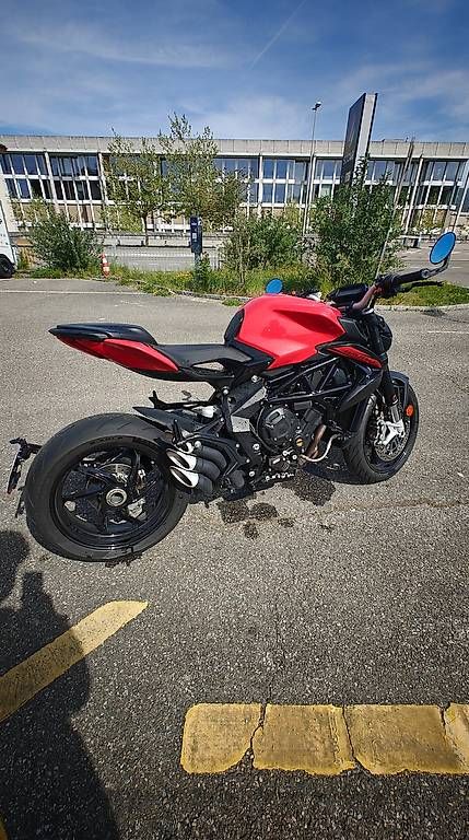 Route: Mv Agusta Brutale Rosso 800 – D'occasion à Solothurn par bor_k2fm 4