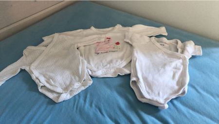 3er Set Babybodys Grösse 50/56