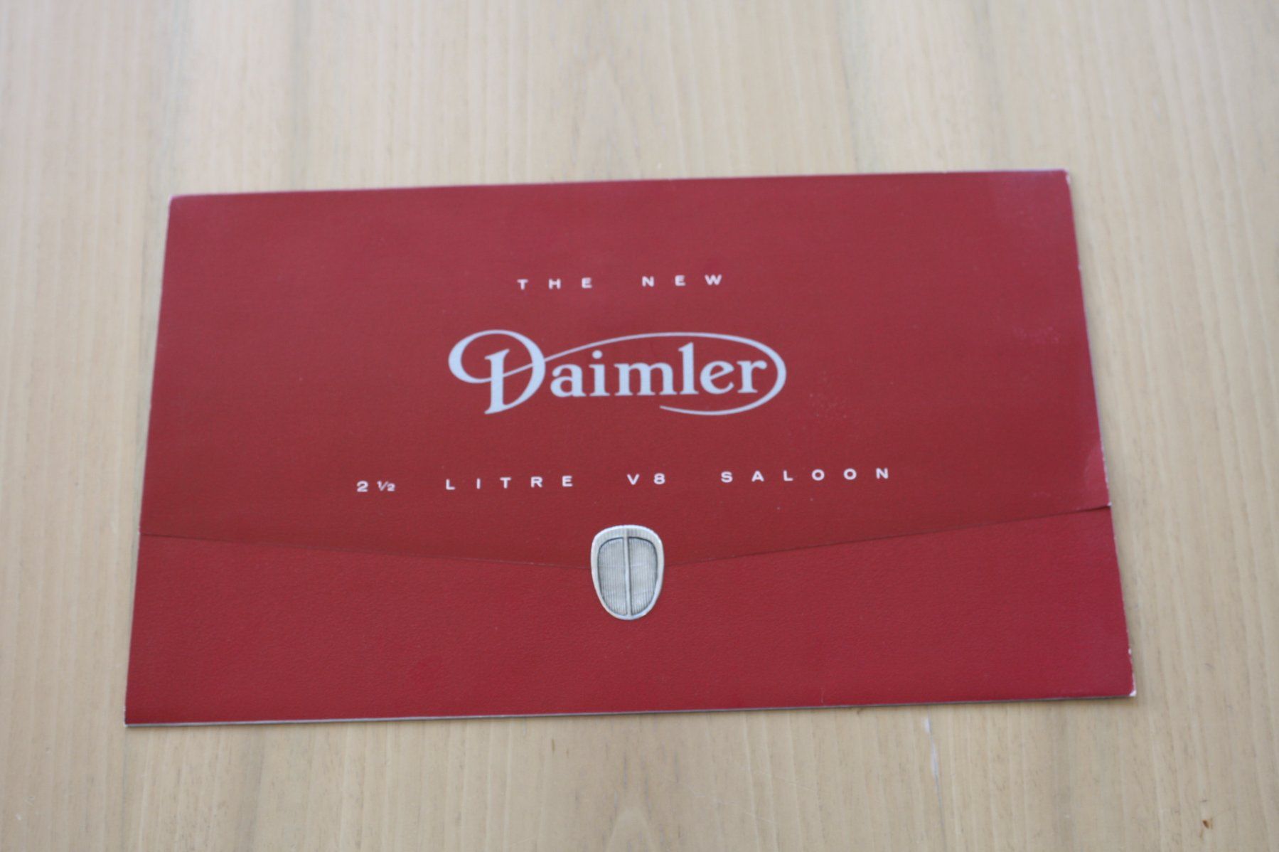 Daimler Documenti: Daimler 2.5 Litre V8 Saloon Prospekt – Usato da Wikon venduto da erwin400