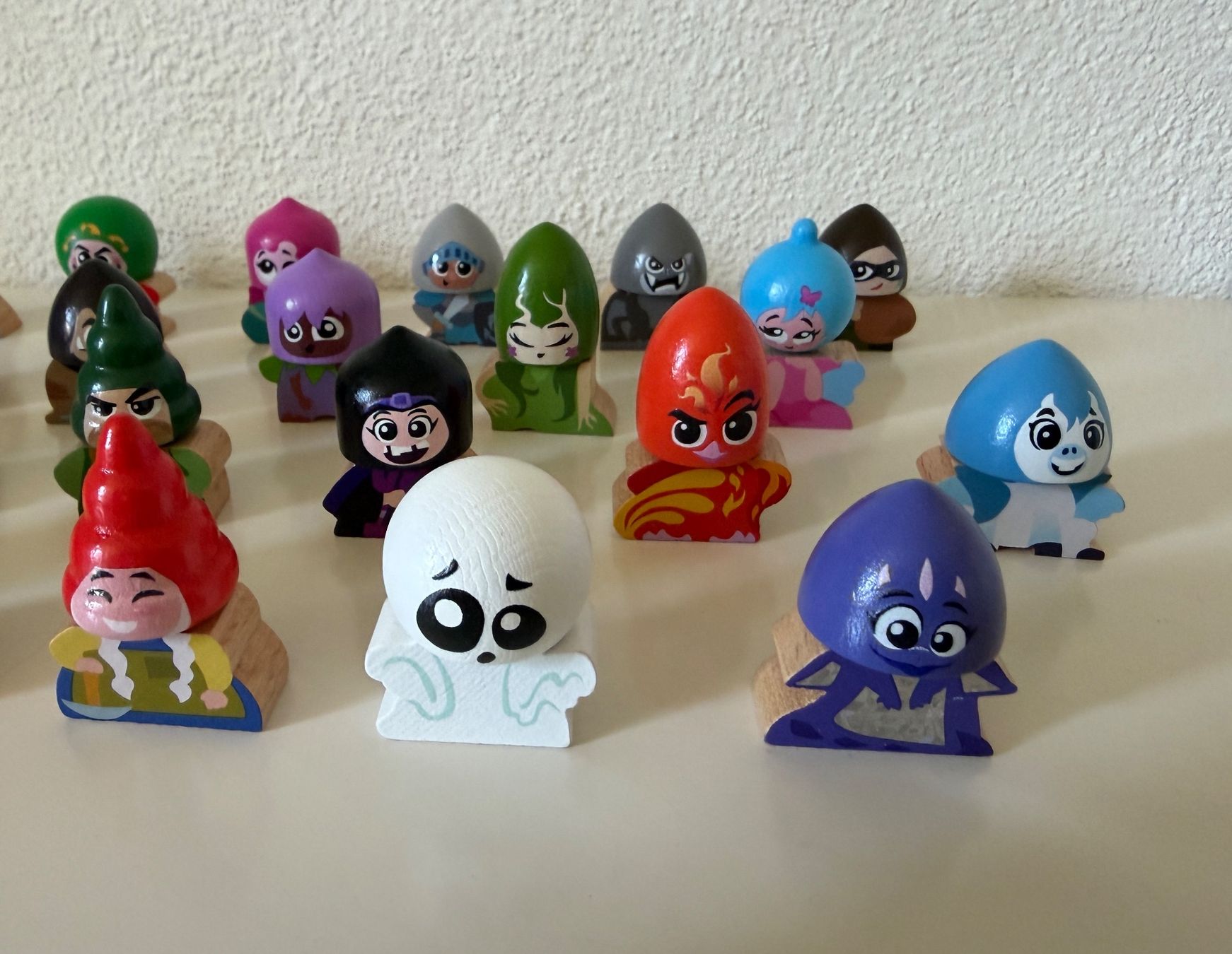 Migros Spielzeuge: Kreisel Figuren 22 Stück – Neu (gemäss Beschreibung) aus Aarau von Ahoffa 3