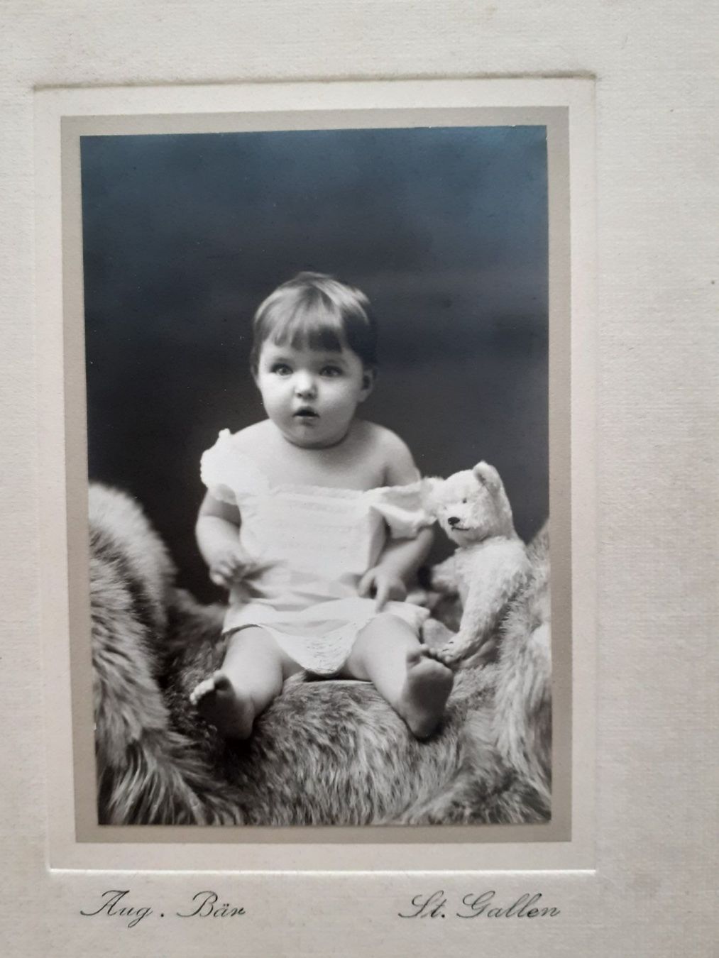 Foto & Immagini: Foto Kind mit Teddy antik um 1900 – Usato da Mörschwil venduto da lindaswunderkiste 2