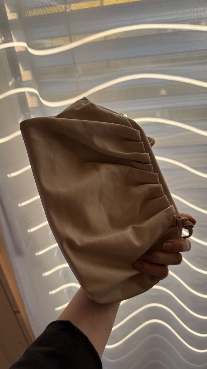 Borse da donna: Clutch Tasche - beige, Bottega Style – Usato da Solothurn venduto da D.FloLu
