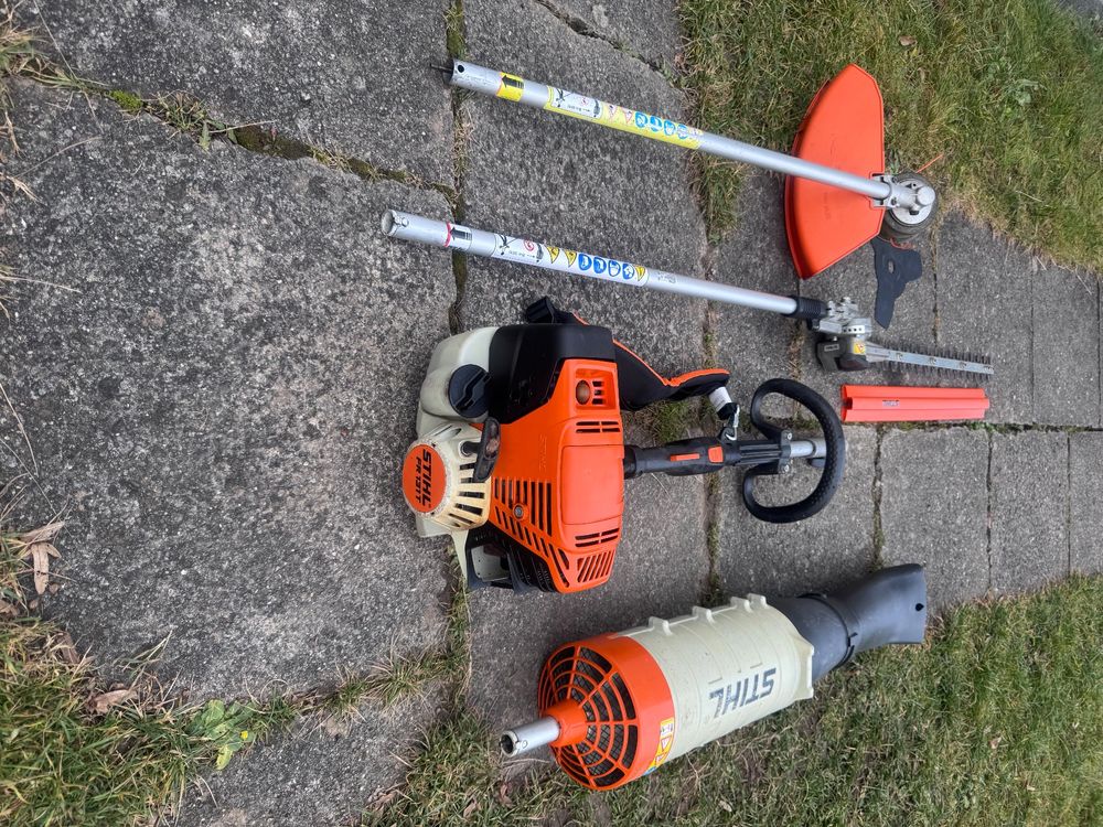 Profi Rasentrimmer STIHL KM 131 R, Kombigerät, mit Zubehör (Gebraucht ...