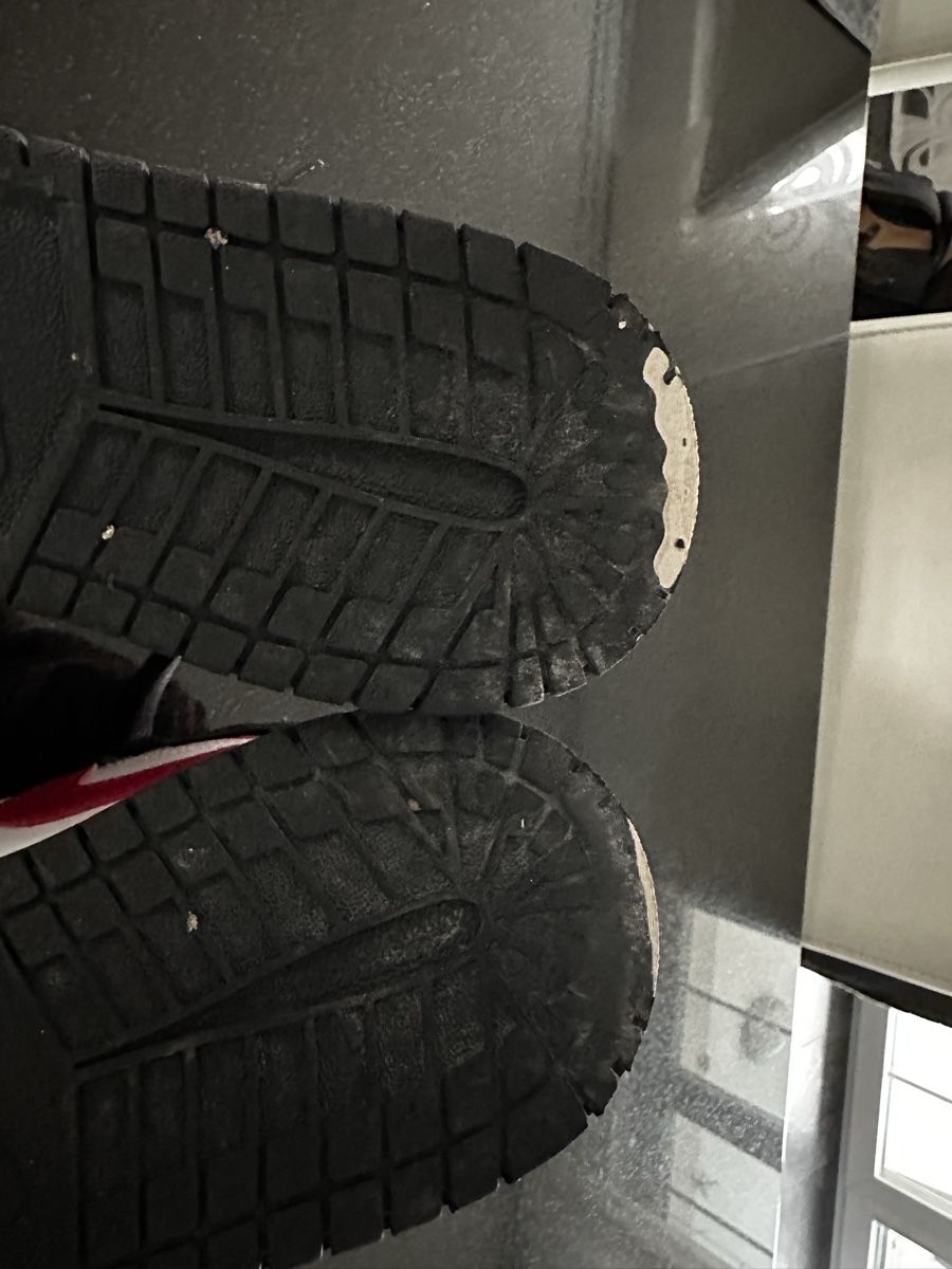 Scarpe per ragazzi: Nike Jordan rot/schwarz Gr. 36.5 – Usato da Kreuzlingen venduto da LOL101 4