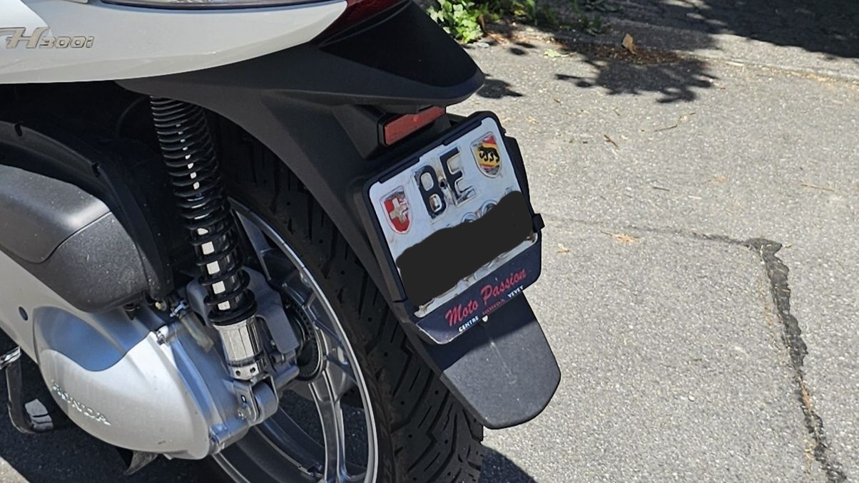 Honda Strada: Honda sh300i – Nuovo (secondo la descrizione) da Seftigen venduto da G9T 3