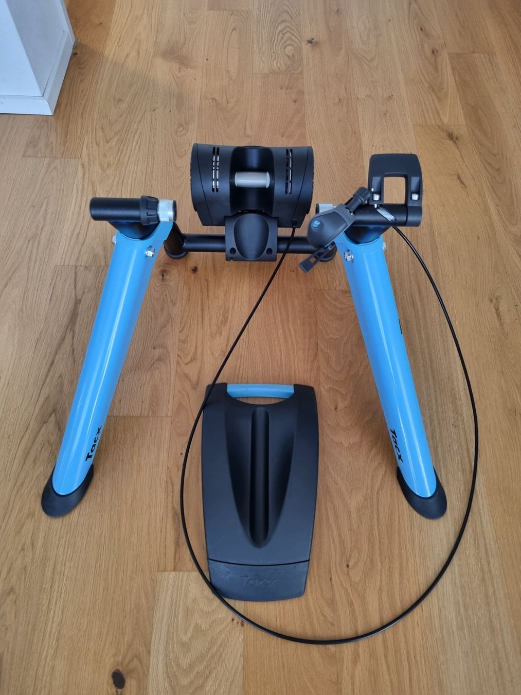 Tacx Hometrainer: Tacx Boost Bundle Rollentrainer inkl. Garmin Speed Sensor 2 – Gebraucht aus Eglisau von dmtdmt 3