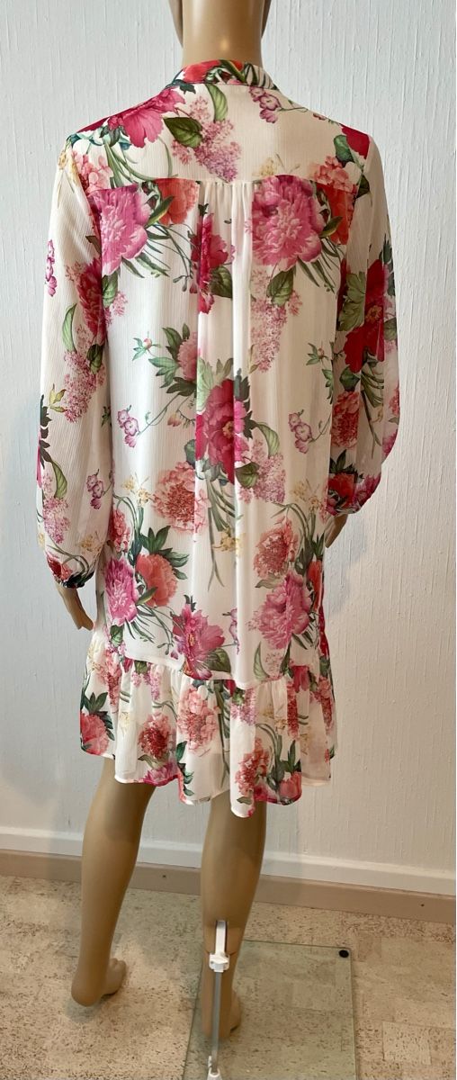 Kleider: schönes Kleid - Reserved - Original - Grösse S – Neu (gemäss Beschreibung) aus Wohlen AG von pinkyandgreeny 4