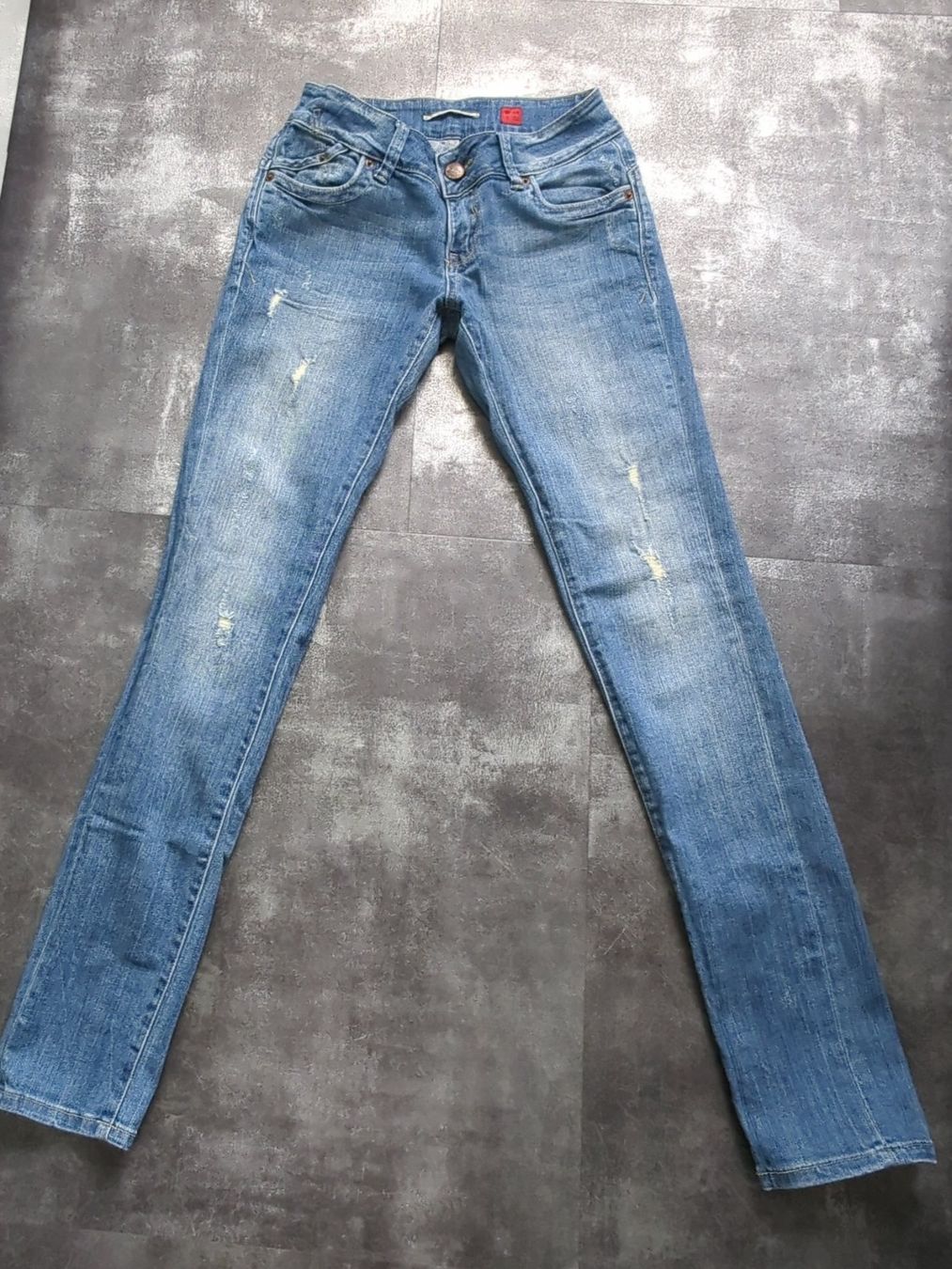 S.Oliver Jeans: S. Oliver Jeans/Gr 34 – Usato da Zug venduto da sunshinestateofmind