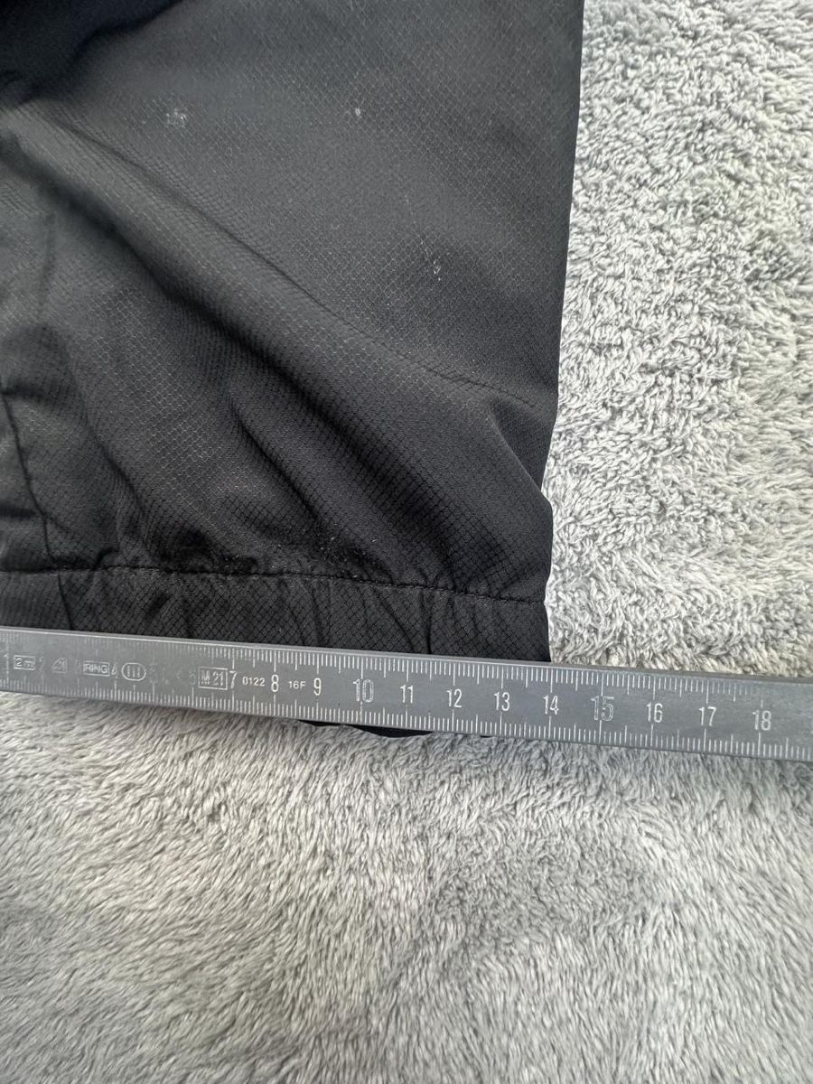 Lacoste Hosen: Lacoste sweatpants – Gebraucht aus Erlinsbach SO von TogaResell 5