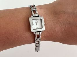 Christ Damen Uhr mit Perlmutt / Batt neu