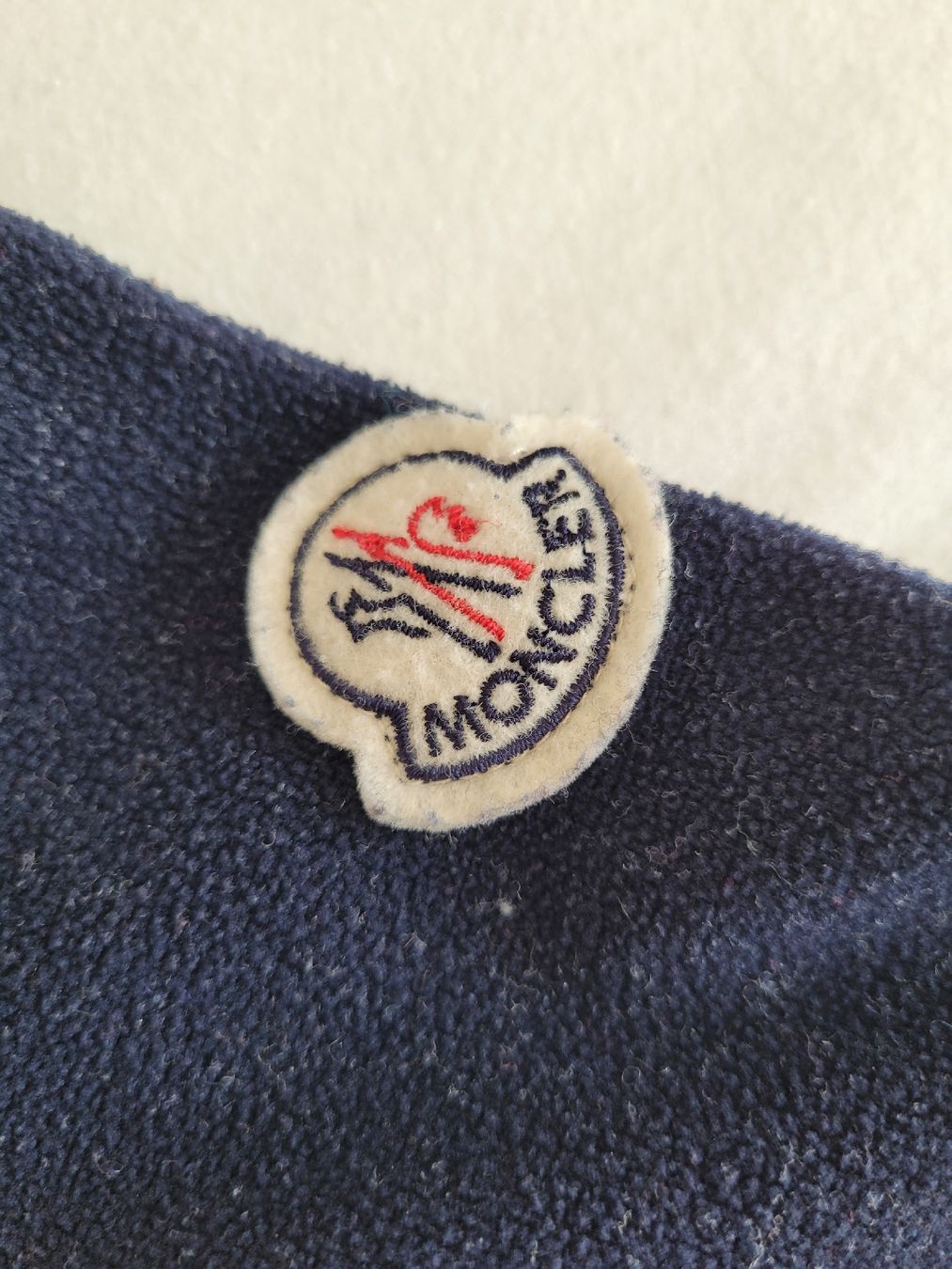 Moncler Maglioni & Felpe: Moncler Fleece Pullover Gr. 104 gebraucht – Usato da Baar venduto da KaSuHo 1