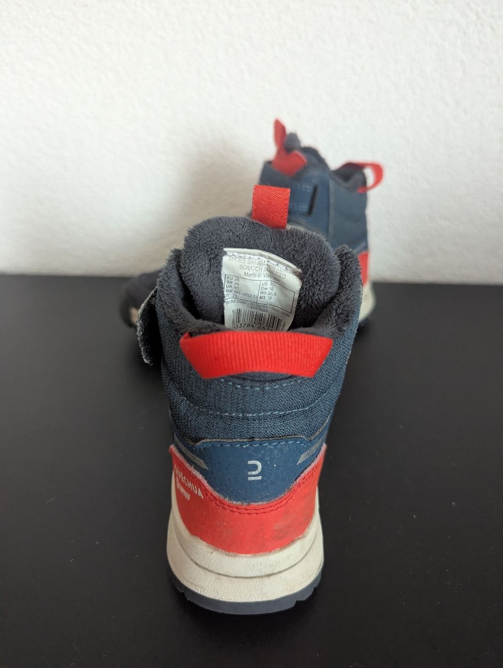 Decathlon Chaussures garçon: Kinder Winterschuhe Quechua Gr.26 – D'occasion à St. Gallen par Mosaika 3