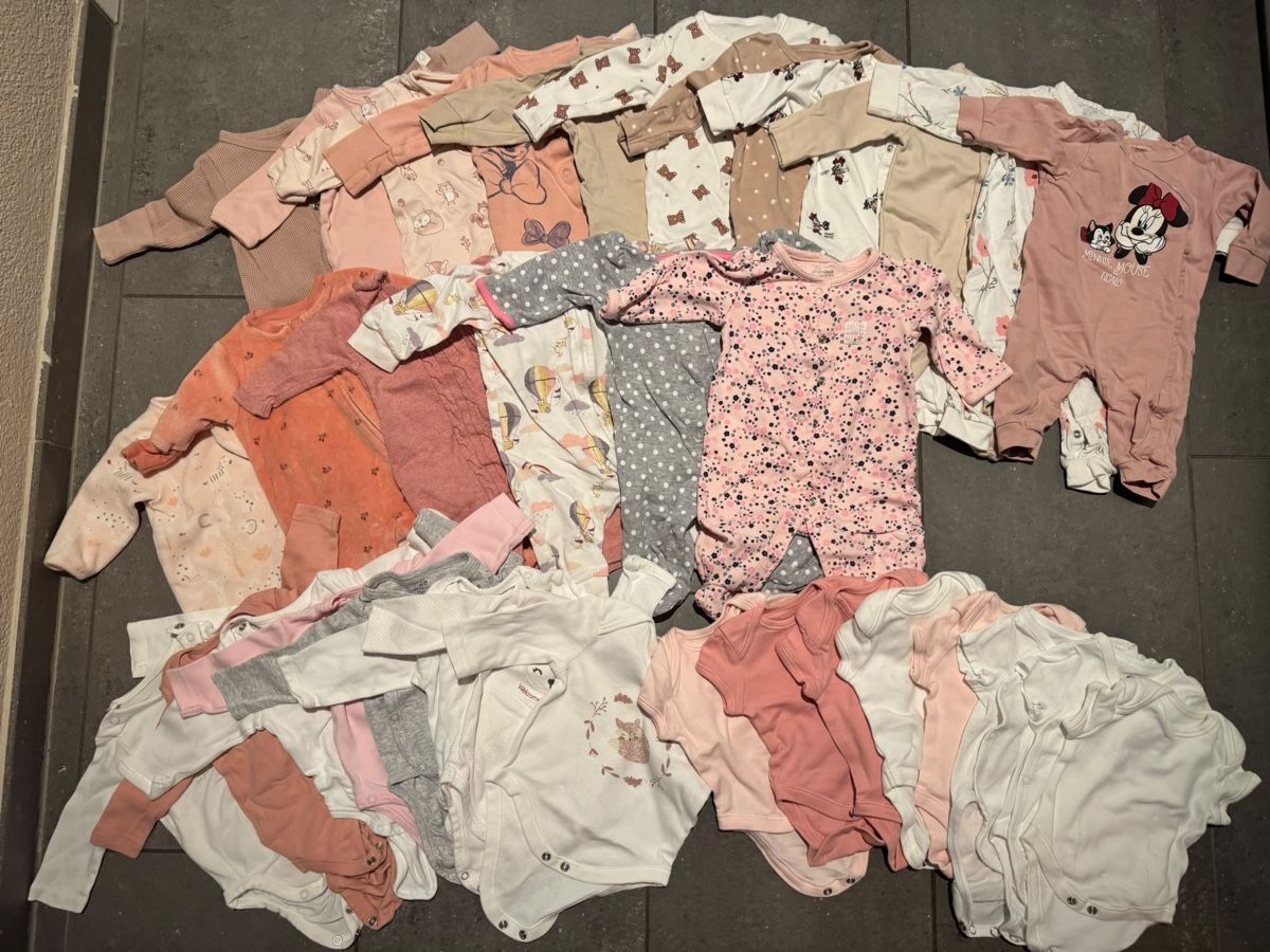 Lotti & Set di vestiti: Baby Kleider Grösse 56 – Usato da Niederrohrdorf venduto da cyr_znc8 1