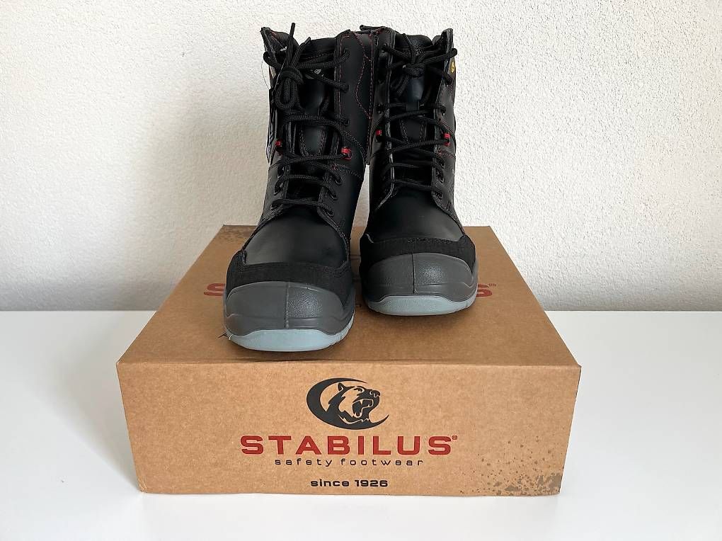 Scarpe da uomo: Neue S3 Winter Sicherheitsstiefel - Gr. 43 – Usato da Biel/Bienne venduto da lef_2jnx 2