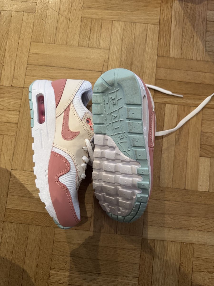 Nike Scarpe per ragazze: Nike Air Max 1, Grösse 34 – Nuovo e nell'imballaggio originale da Kleinandelfingen venduto da les_gb7w 2