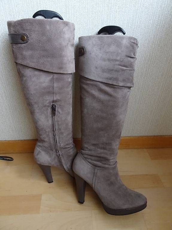 Scarpe da donna: Wildlederstiefel – Usato da Goldau venduto da Nussbi1