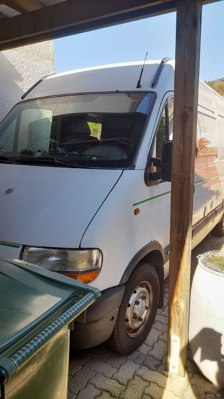 Renault Veicoli da campeggio: Renault Master Camping Van ausgebaut weiss – Usato da Rüttenen venduto da Ariam11 7
