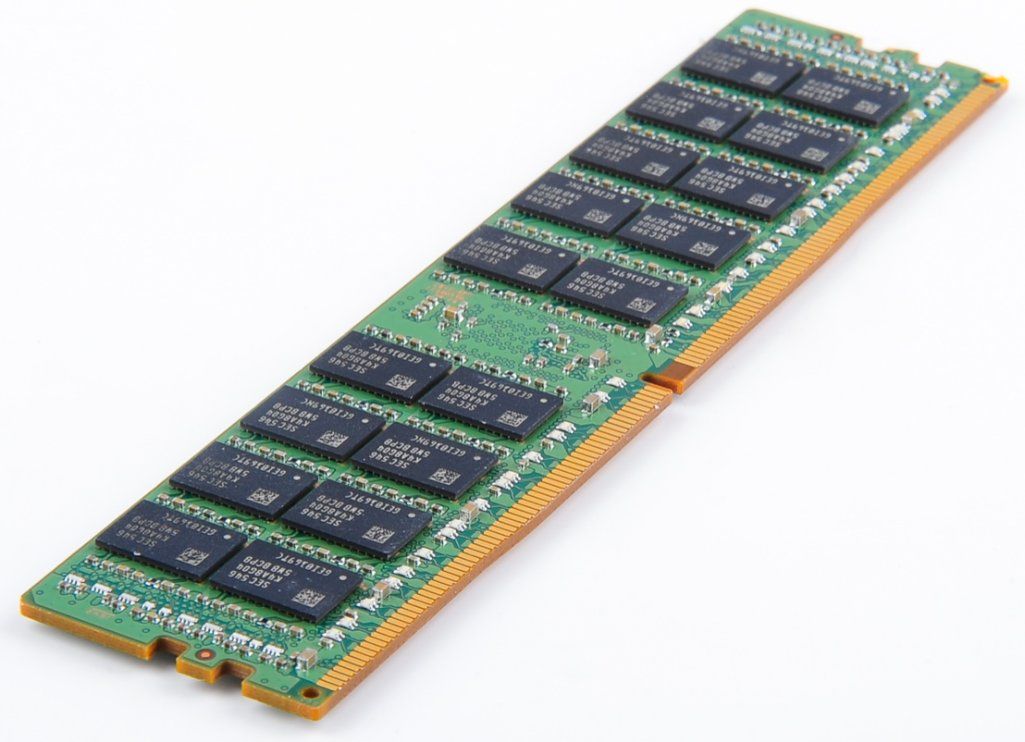 Samsung Memoria / RAM: Samsung 32GB - M393A4K40BB0-CPB0Q - PC4-2133P ECC RAM-Module – Usato da Heimberg venduto da 050_wv2k 1