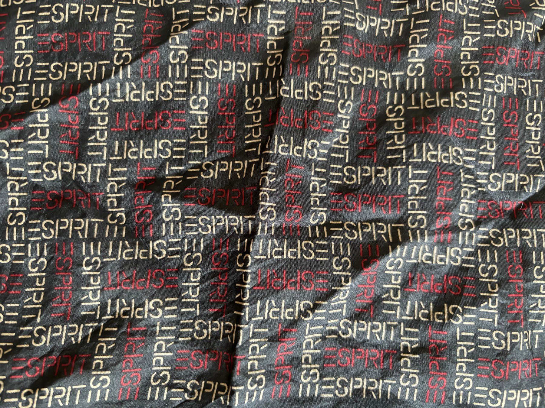 Esprit Foulard & Sciarpe: Seidenfoulard von Esprit, mehrfarbig, 51x49cm – Usato da Bassersdorf venduto da golden_sun