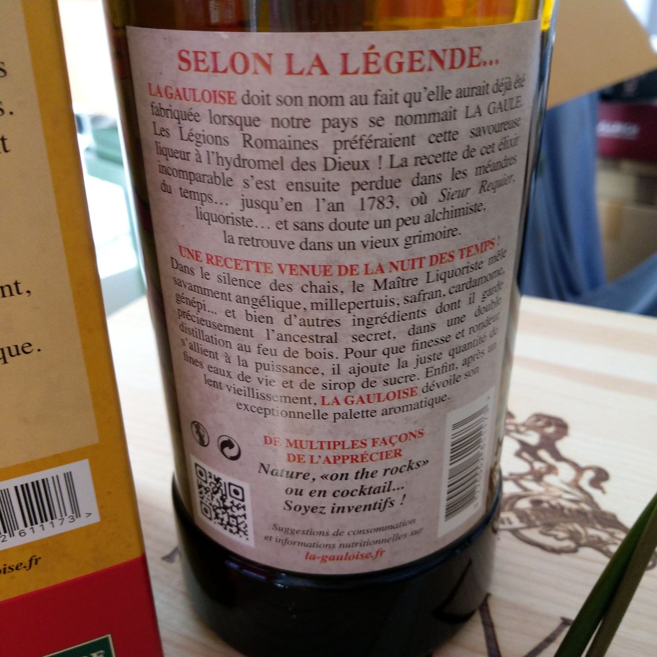 Spirituosen: La Gauloise Jaune Likör mit Geschenkbox 70cl – Neu und originalverpackt aus Maienfeld von Hanswurst64 1