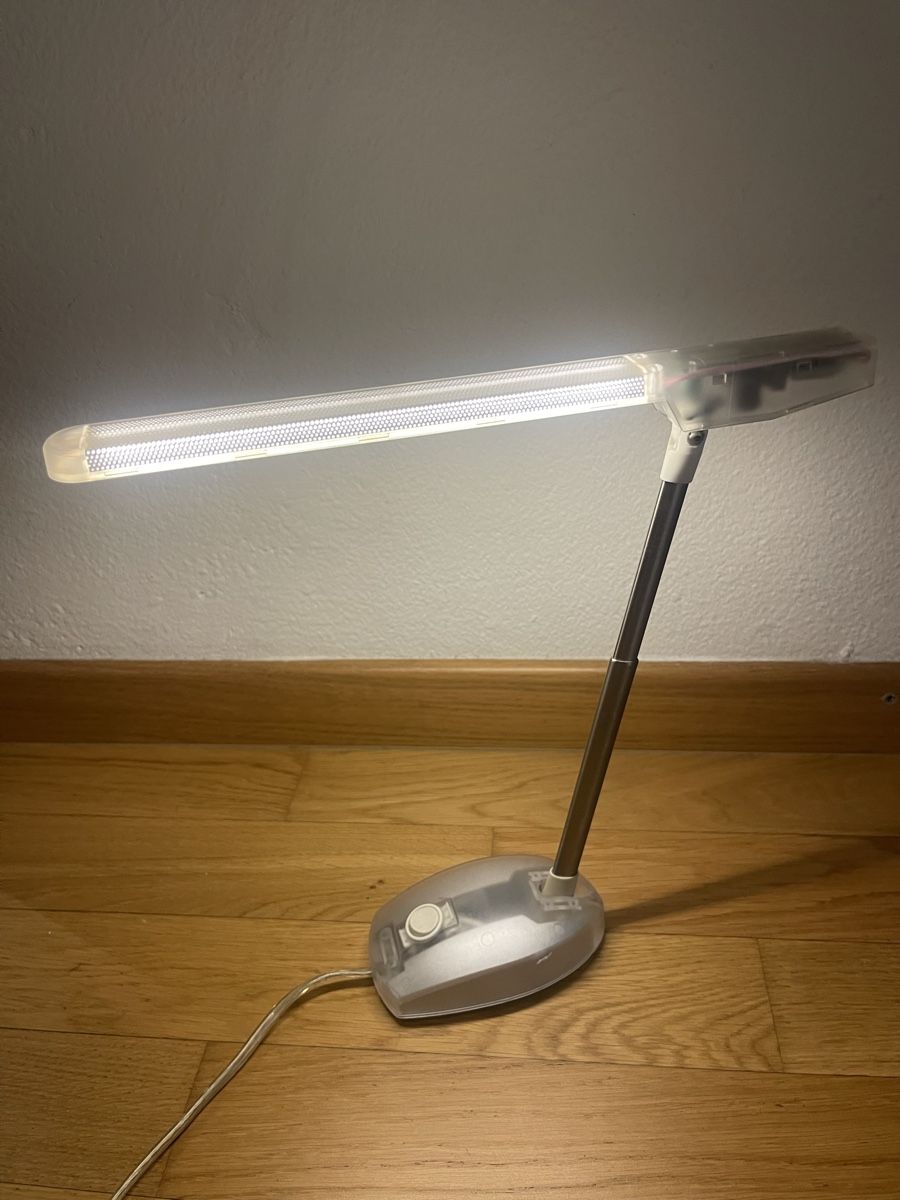 Artemide Lampade: Artemide Tischlampe Microlight Design Ernesto Gismondi – Usato da Dübendorf venduto da Mudamer