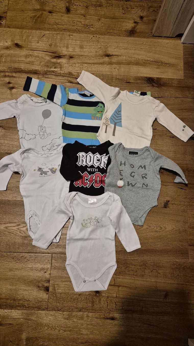 Kleiderpakete & -sets: Kleiderpaket Baby Gr. 62 – Gebraucht aus Seon von pet_y77q 1