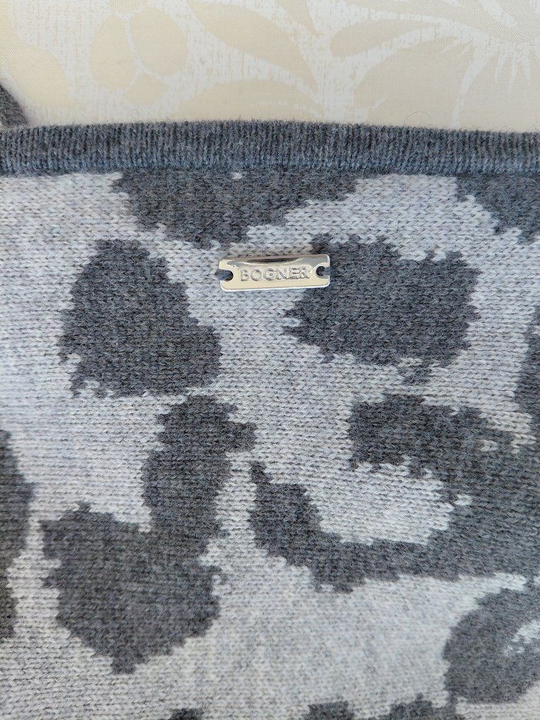 Bogner Sonstige Damenmode: cape BOGNER,neuwertig,220 Fr. – Neu (gemäss Beschreibung) aus Bülach von reguskon 1