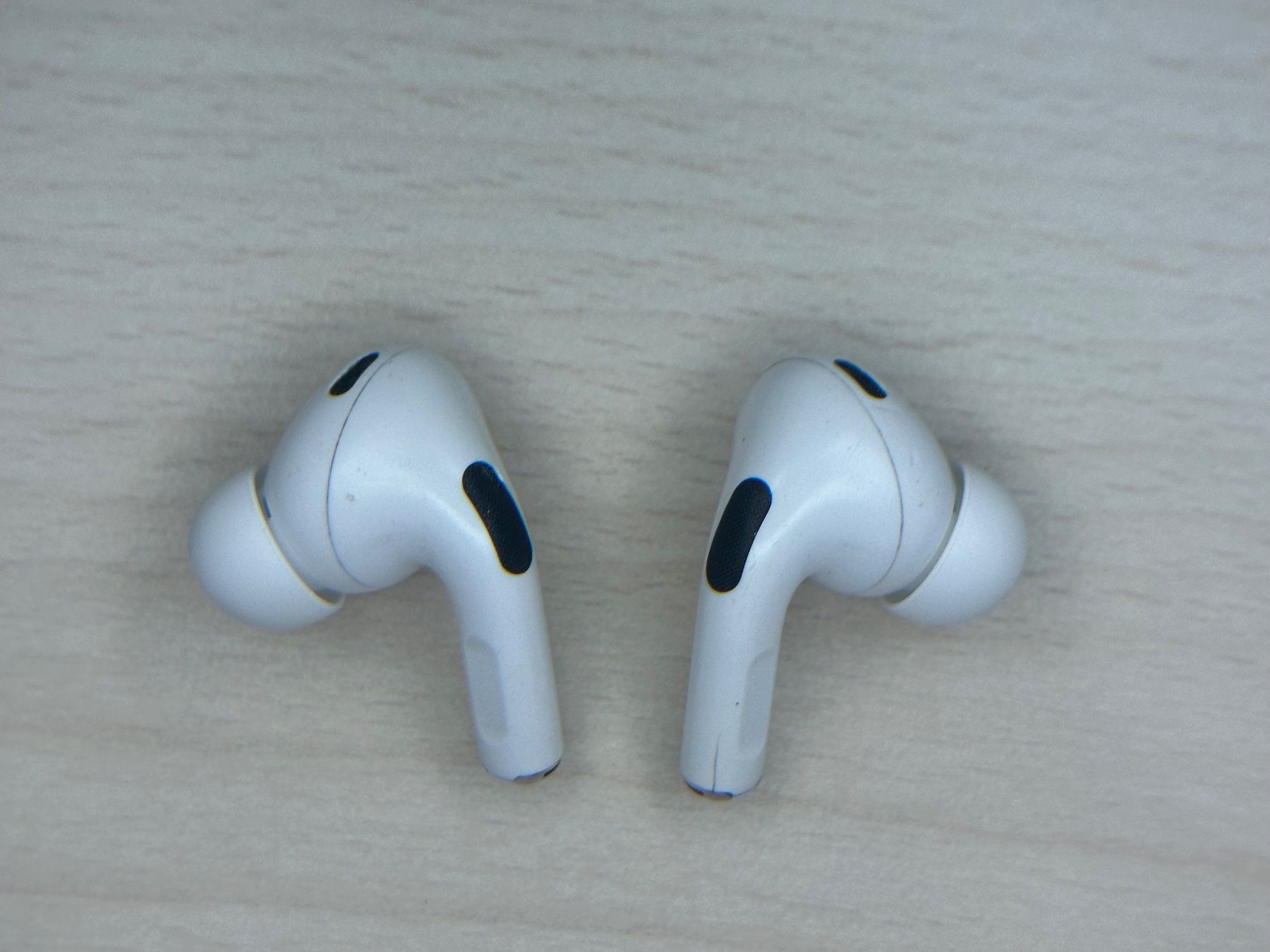 Apple Cuffie: AirPods 2Pro – Usato da Herrliberg venduto da Sandro_007 2