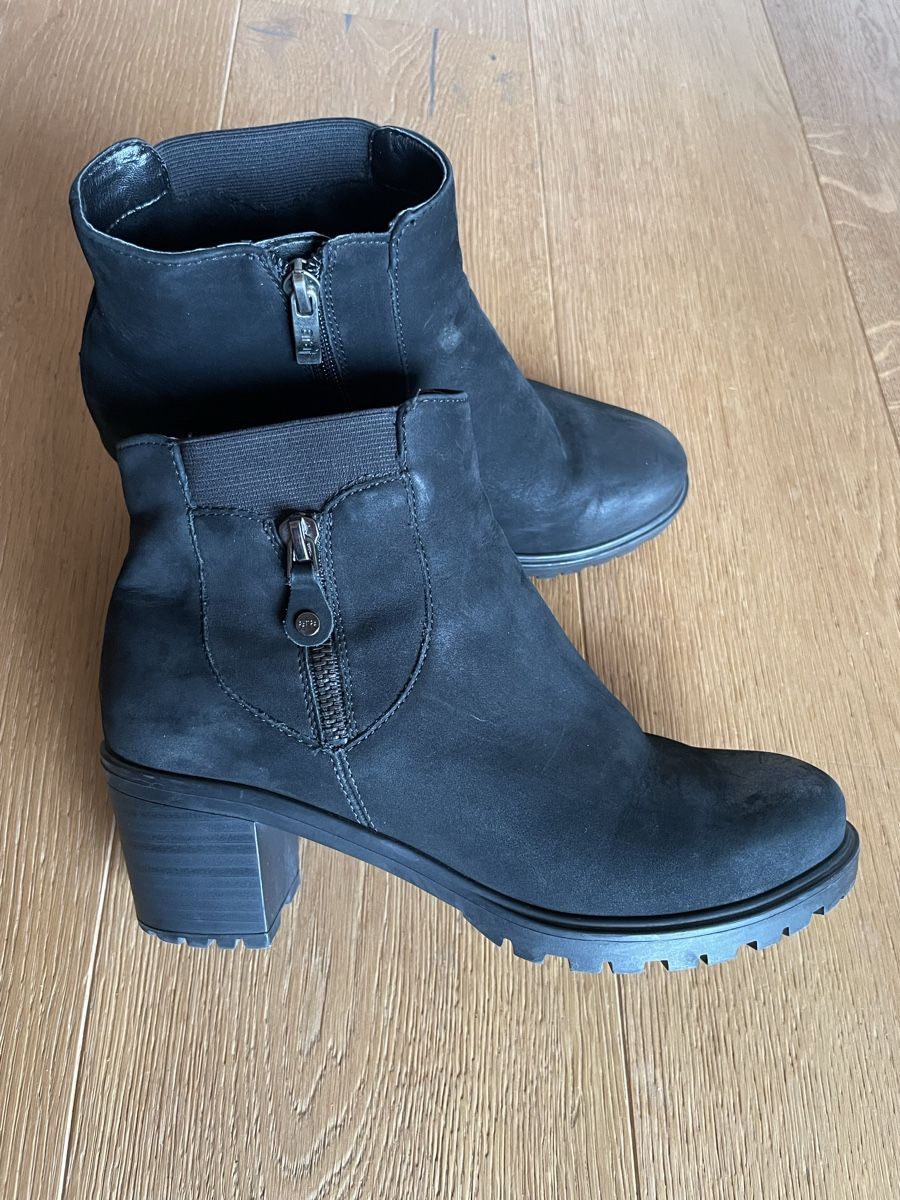 Scarpe da donna: Stiefeletten – Usato da Aarwangen venduto da erd_ngx8