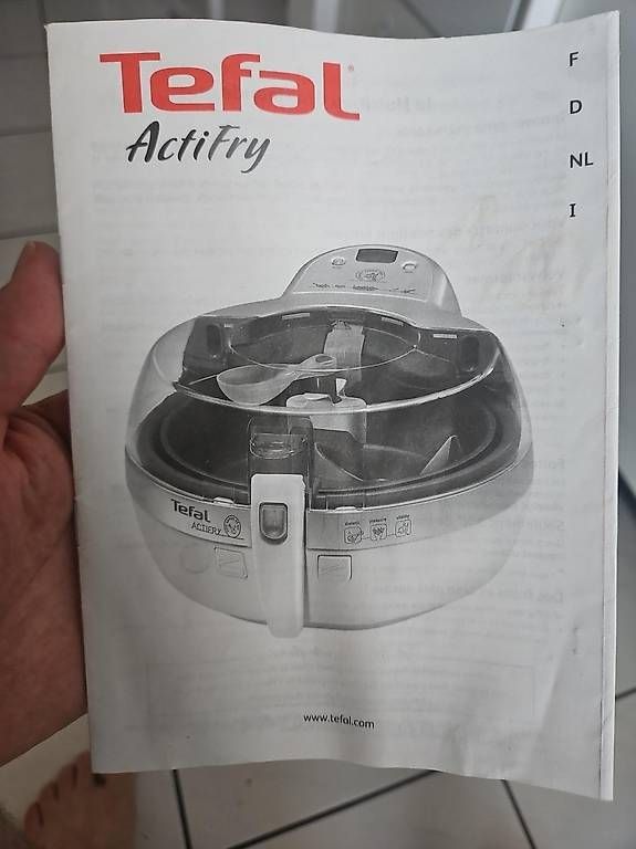 Küchengeräte: Tefal ActiFry Heissluftfritteuse – Gebraucht aus Zug von Schwenggeler 1