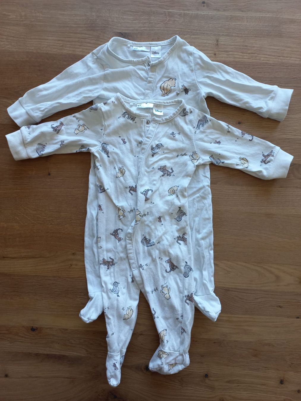 Pyjamas: Lot de 12 pyjamas bébé  68 et 6 mois – D'occasion à Croy par bad_c6bf 3