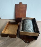 antike Küchen- Käsereibe Holz mit Schublade zum Aufhängen