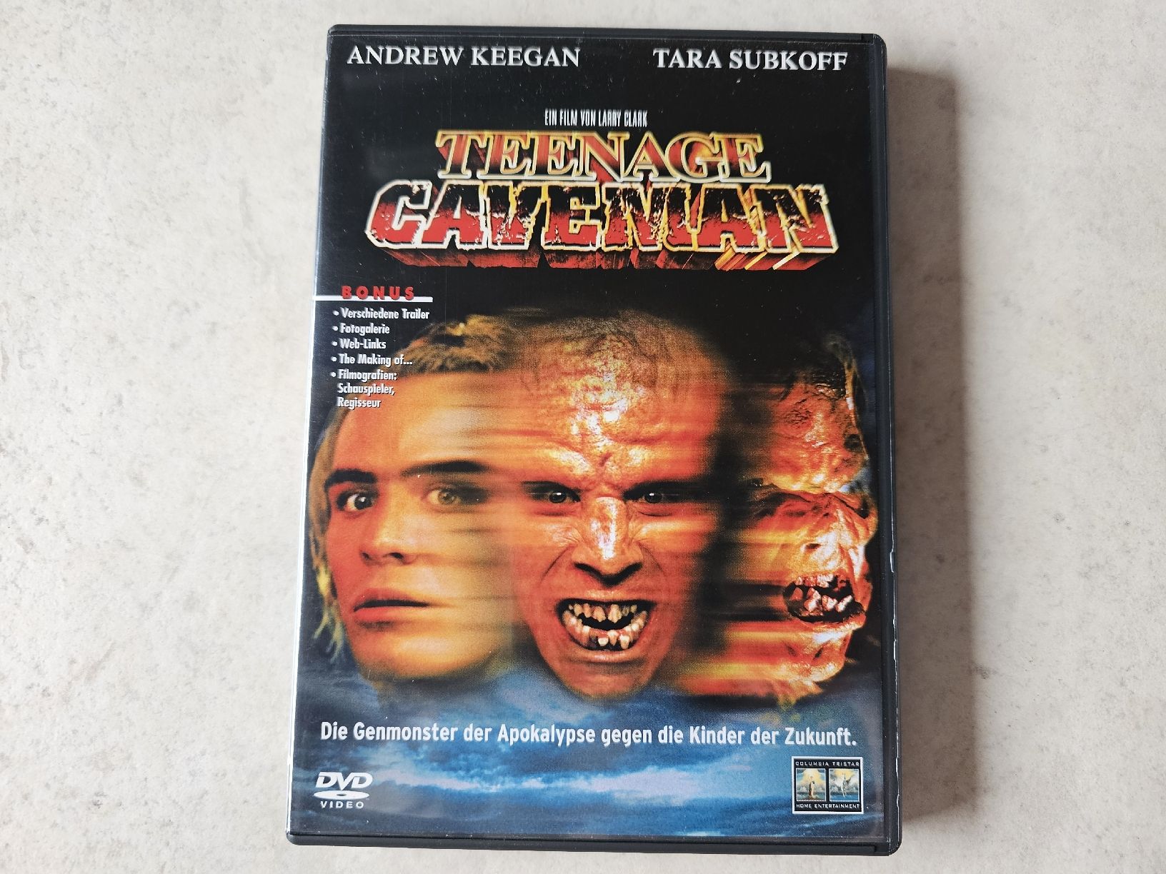 Tutti i DVDs: Teenage Caveman – Usato da Schneisingen venduto da backstore24