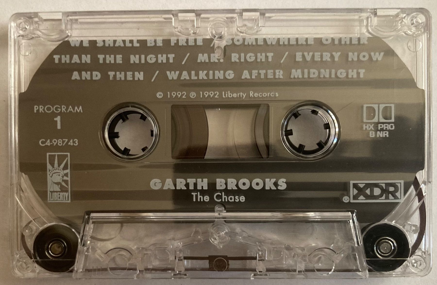 Kompaktkassetten: GARTH BROOKS - THE CHASE – Gebraucht aus Poliez-Pittet von Newtown-Records 2