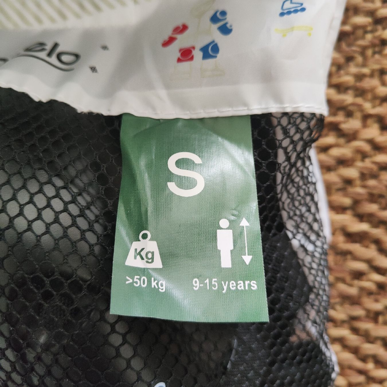 Oxelo Protezioni & Imbottiture: Oxelo Protektoren Set schwarz Grösse S – Usato da Dallenwil venduto da Snoopy15dall 1