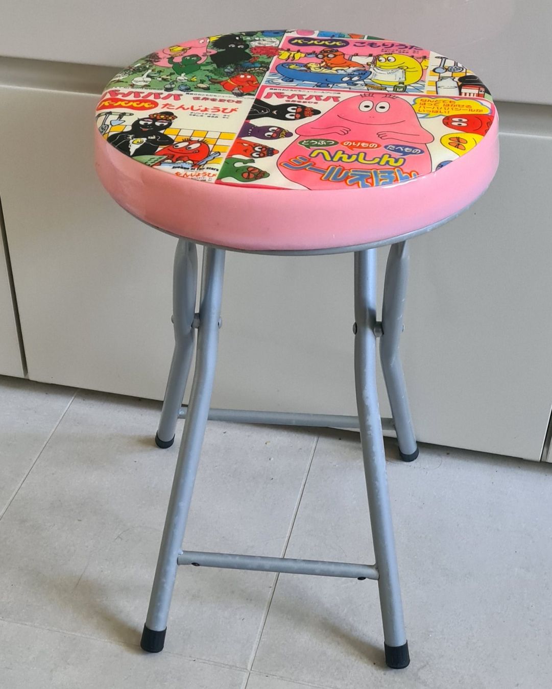 Sgabelli: Barbapapa Hocker mit diversen Sujets auf Sitzfläche – Nuovo e nell'imballaggio originale da Winterthur venduto da bibummi 1