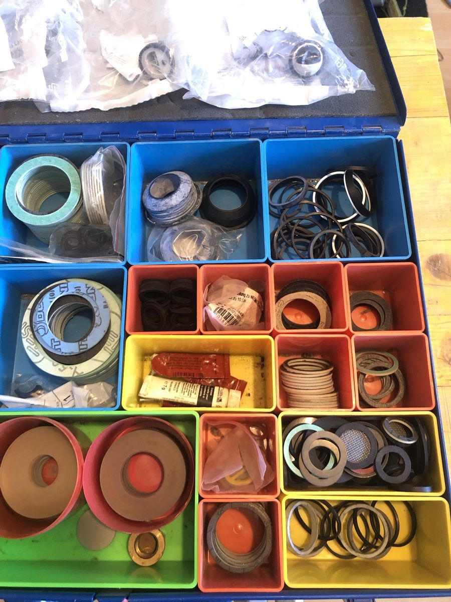 Sanitär: Dichtungskoffer Sanitär – Neu (gemäss Beschreibung) aus Riehen von Love-and-Peace 8