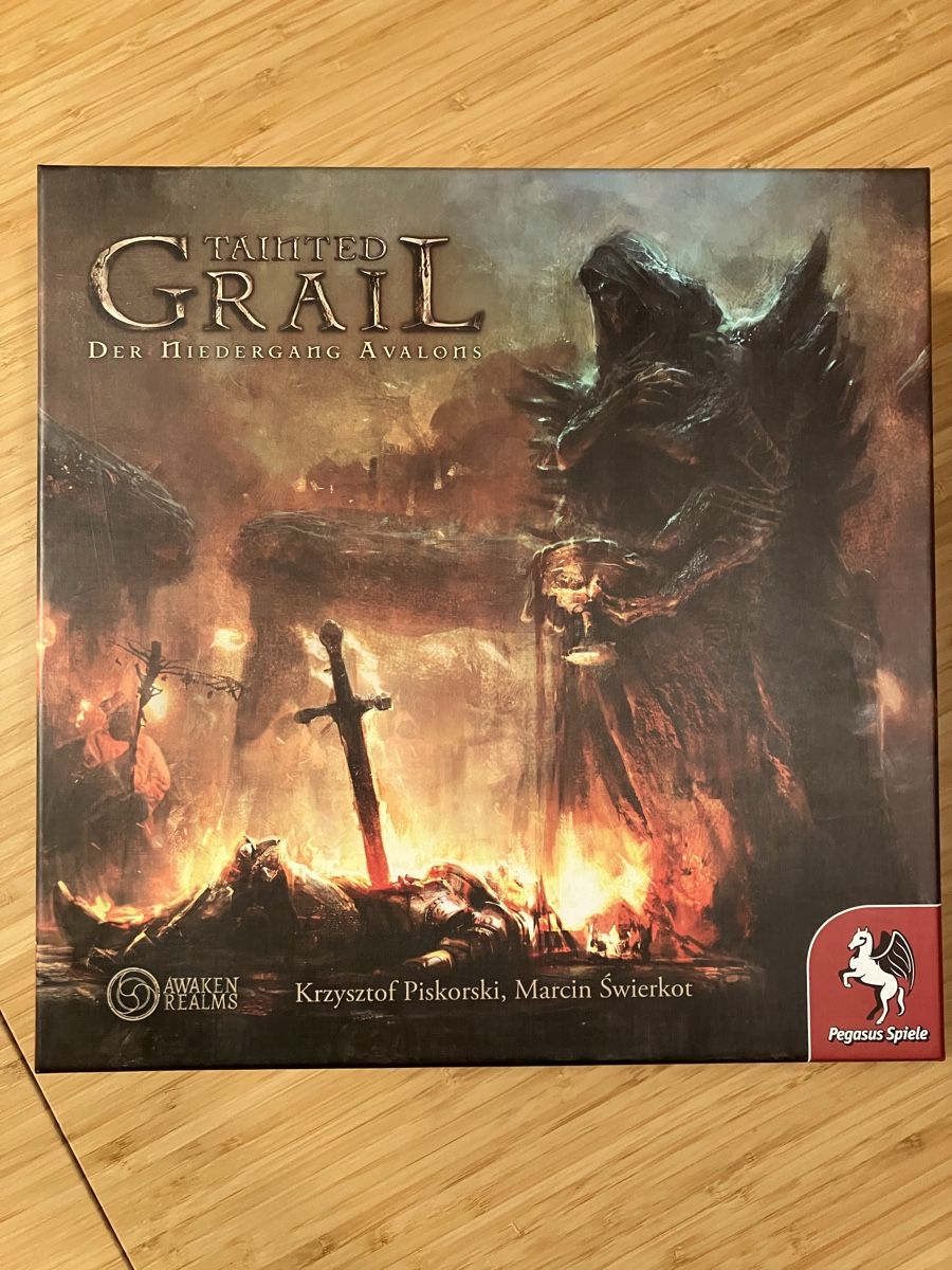 Pegasus Spiele Giochi: Tainted Grail: Der Niedergang Avalons – Nuovo (secondo la descrizione) da Stettlen venduto da cultcards