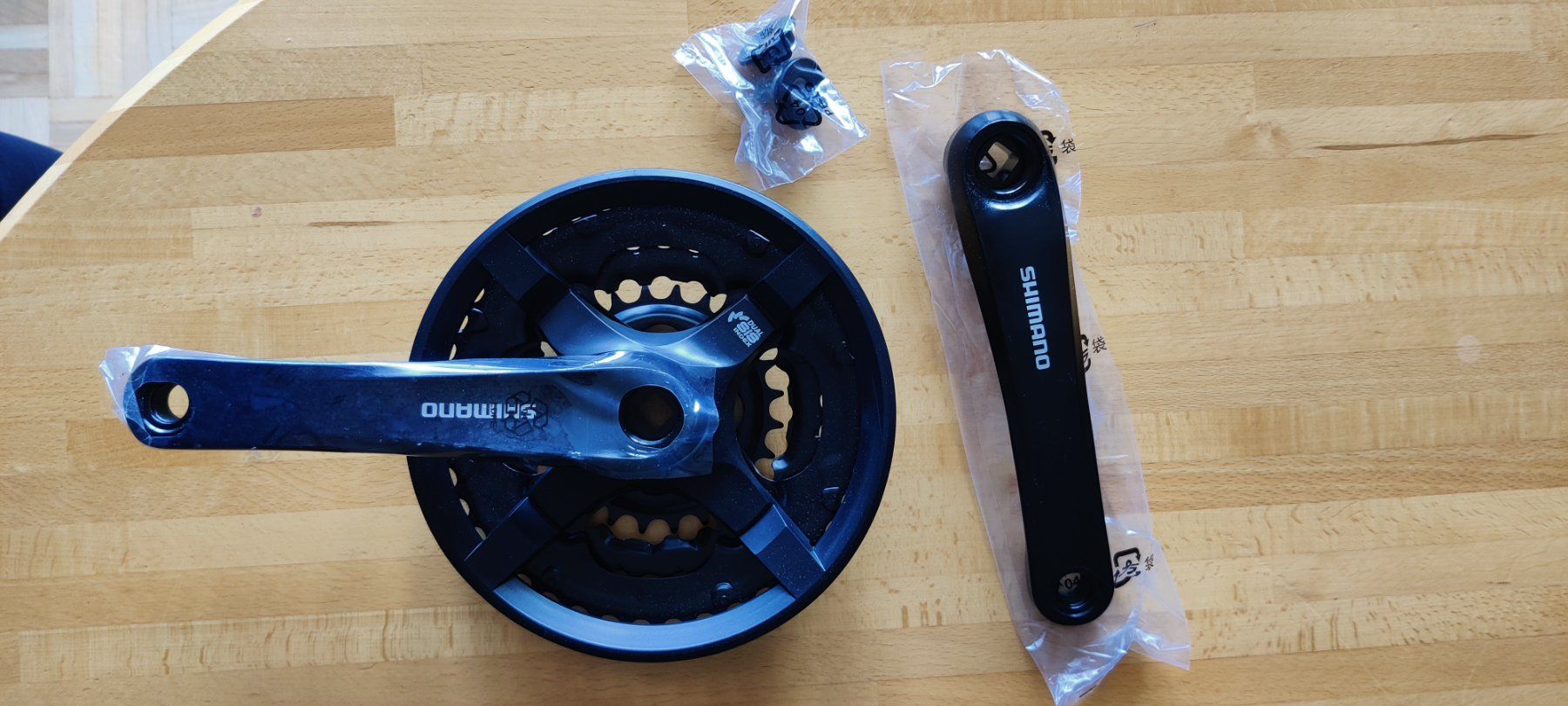 Shimano Ersatzteile: Fahrradkettengarnitur Shimano – Gebraucht aus Reinach BL von MartinaZ04