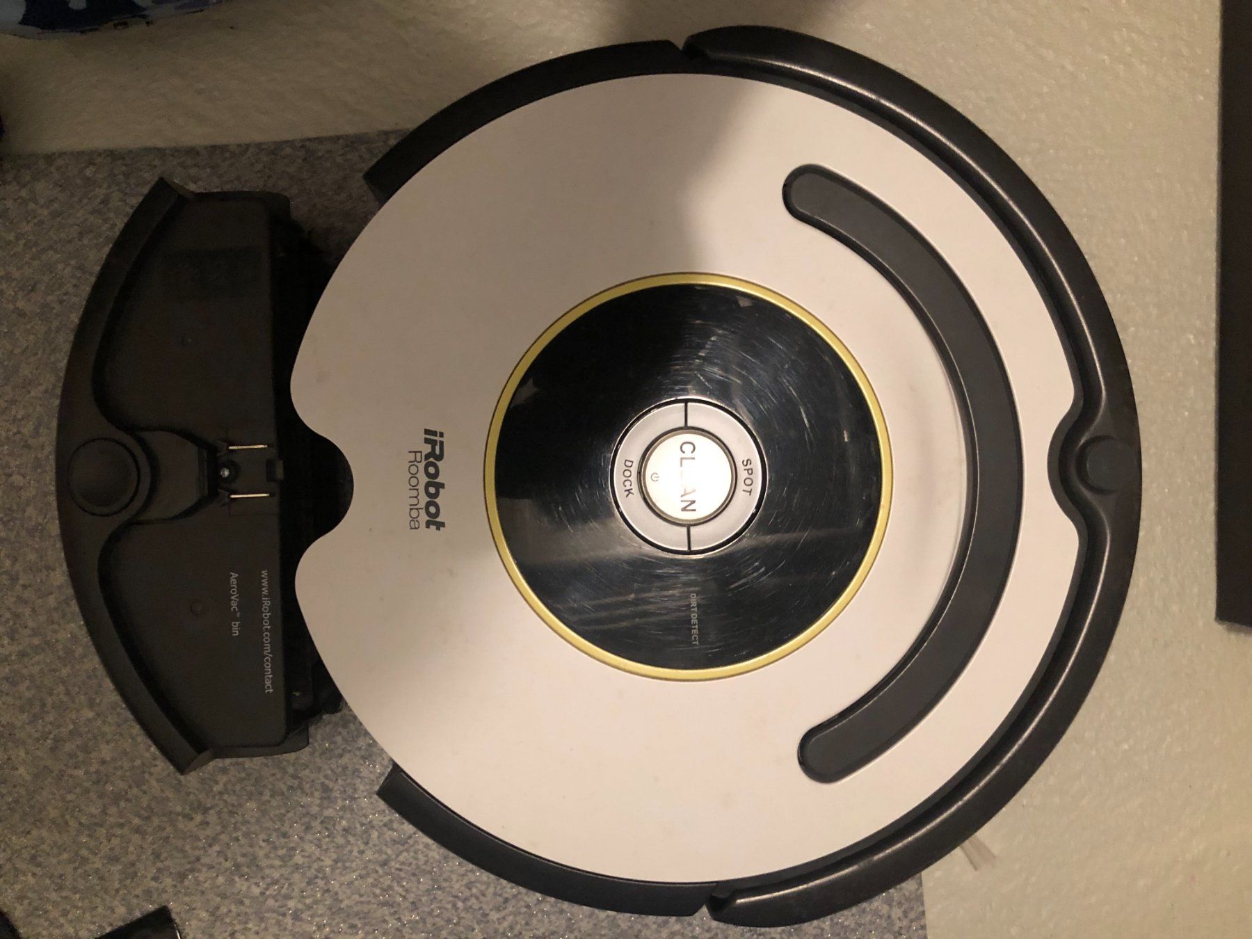 Irobot Aspirapolveri & Accessori: iRobot Roomba Staubsauger Roboter! – Difettoso da Würenlos venduto da ern_8l6q 1