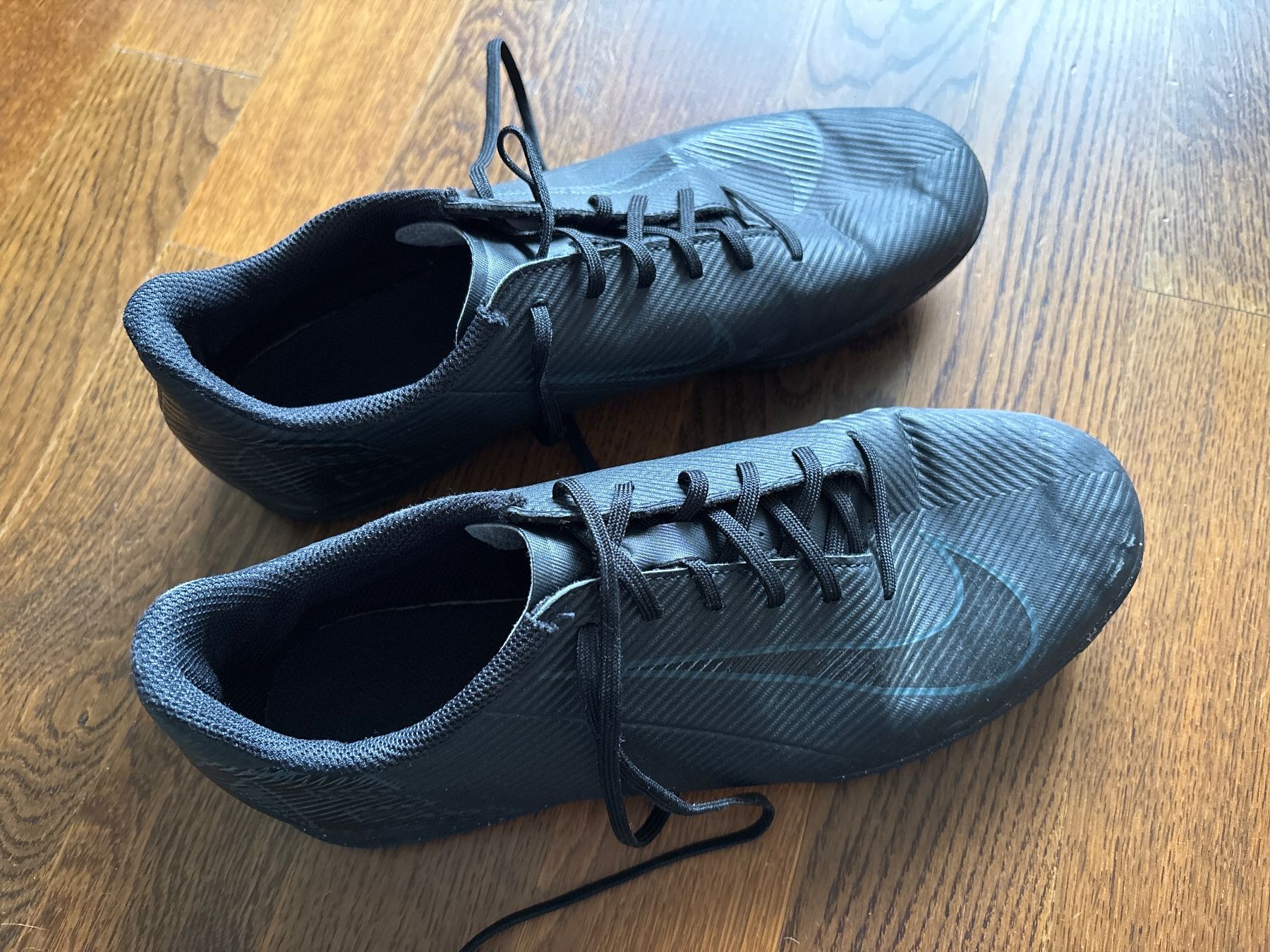 Nike Scarpe da uomo: Nike gr. 42 – Usato da Zürich venduto da Bopenyang98765
