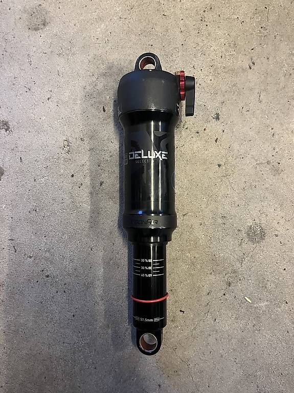 Pezzi di ricambio: RockShox Dämpfer 230x57.5 – Usato da Ennetmoos venduto da Mathis_dani