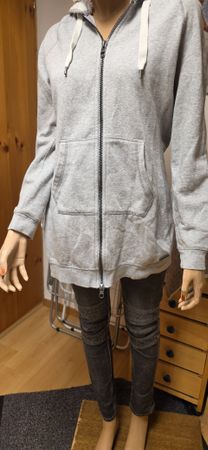 H&M L.O.G.G. Kapuzenjacke grau Grösse M + coole jeans.28/34