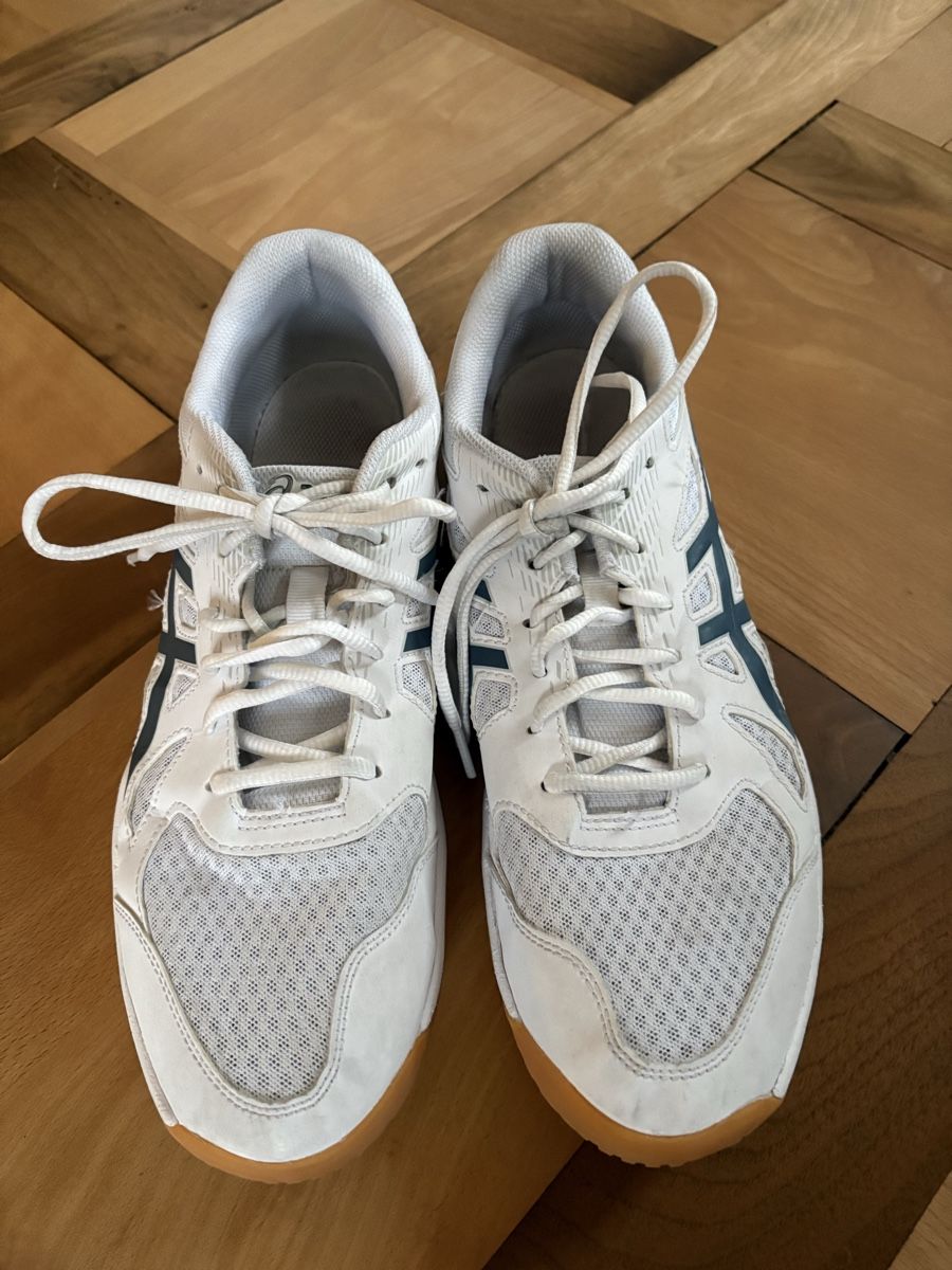 Scarpe da uomo: Asics Hallenschuhe Gr. 46 – Usato da Zug venduto da Sienna78