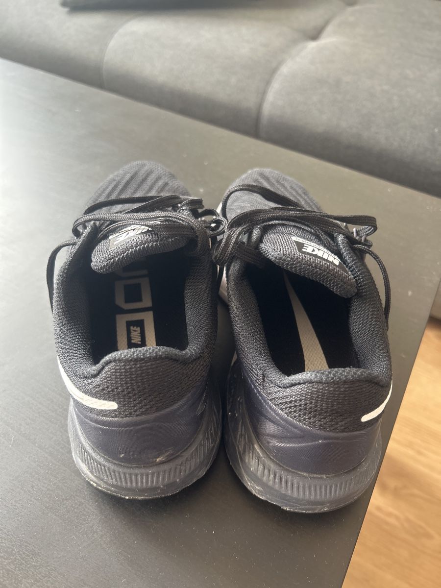 Scarpe da donna: Nike Schuhe gr.38,5 – Usato da Oberdorf BL venduto da Luka02 2