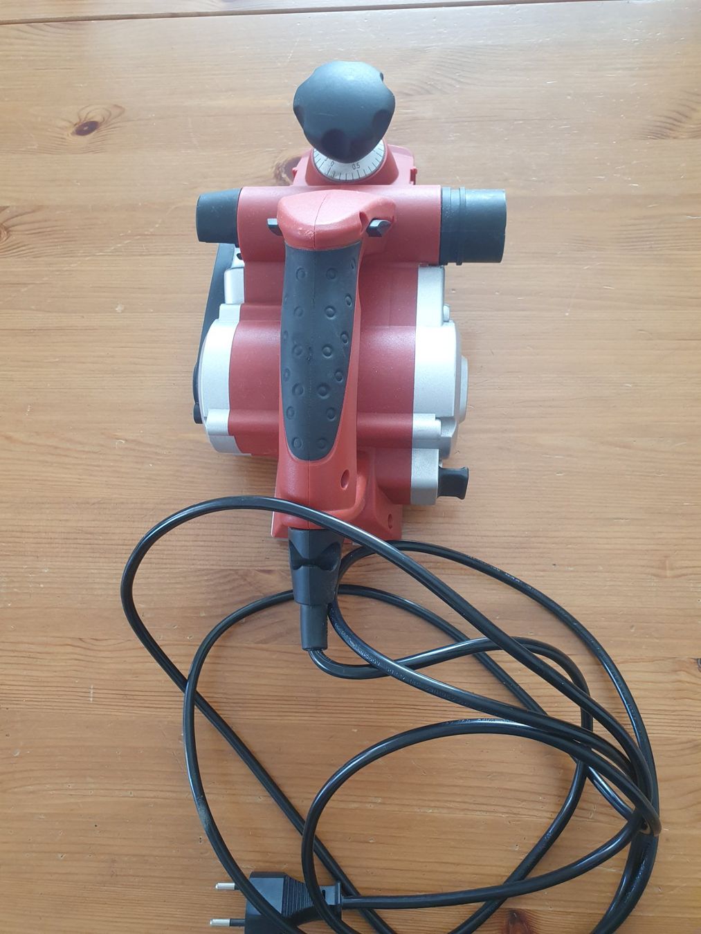 Einhell Tutte le macchine: Elektro-Handhobel Einhell TE-PL 900 – Usato da Wiedlisbach venduto da leiku88 2