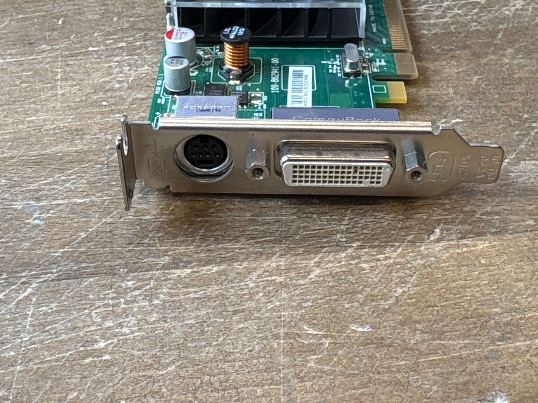 Schede grafiche: Grafikkarte ATI Radeon 256MB – Usato da Chur venduto da Feschtland 2